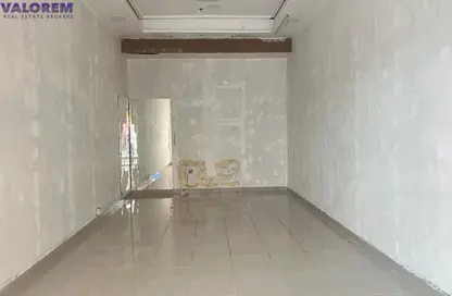 Retail - Studio for rent in Al Fahidi Building - Al Souk Al Kabeer - Bur Dubai - Dubai