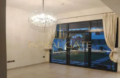Empty Room image for: Villa - 5 Bedrooms - 7 Bathrooms for sale in West Yas - Yas Island - Abu Dhabi, Image 1