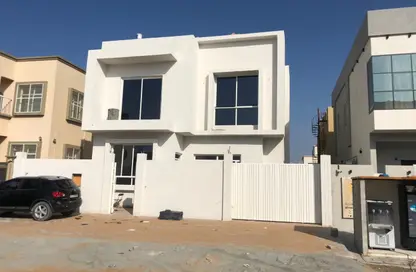 Villa - 4 Bedrooms - 6 Bathrooms for sale in Al Yasmeen 1 - Al Yasmeen - Ajman