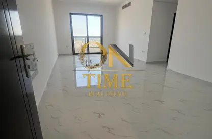 شقة - 2 غرف نوم - 1 حمام للايجار في مساكن كورنيش عجمان - طريق كورنيش عجمان - عجمان