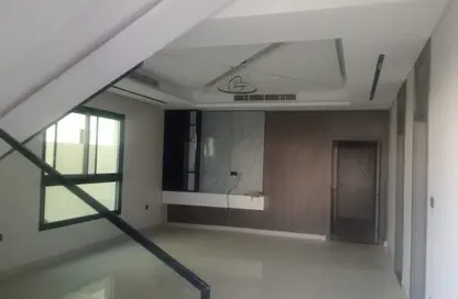 Villa - 5 Bedrooms - 6 Bathrooms for sale in Al Yasmeen 1 - Al Yasmeen - Ajman