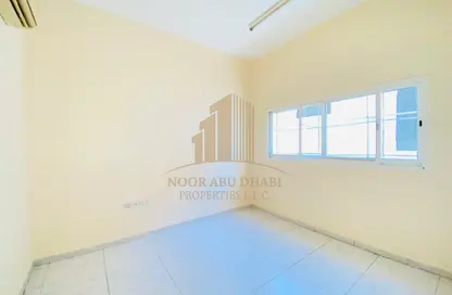 Apartment - 2 Bedrooms - 2 Bathrooms for rent in Shareat Al Jimi - Al Jimi - Al Ain