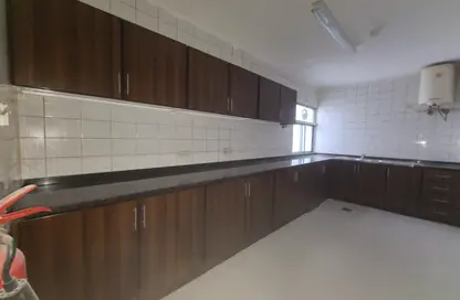 Apartment - 1 Bedroom - 2 Bathrooms for rent in Al Souk Al Kabeer Street - Al Souk Al Kabeer - Bur Dubai - Dubai