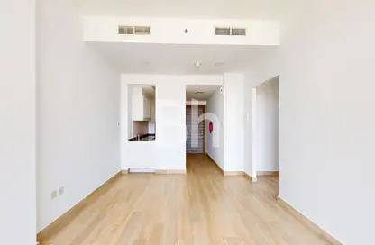 Apartment - 1 Bedroom - 1 Bathroom for rent in Bloom Towers B - Bloom Towers - Jumeirah Village Circle - Dubai