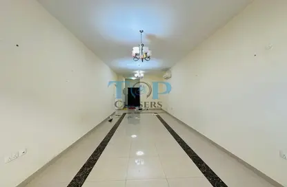 شقة - 3 غرف نوم - 3 حمامات للايجار في بيدا بن عمار - اشارج - العين