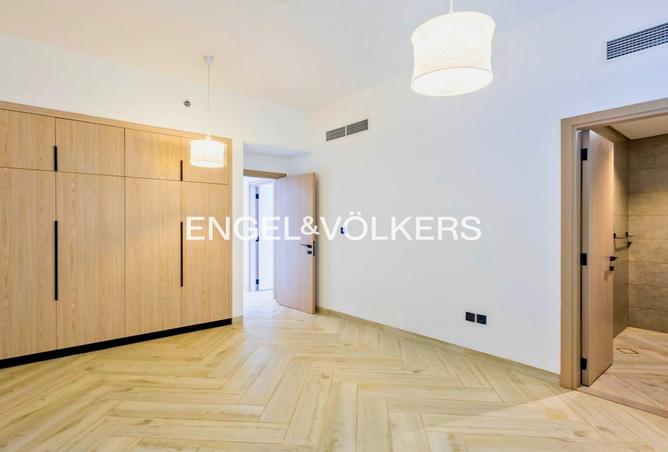 Unfurnished  | Spacious Layout | Ready To Move In