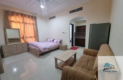 Apartment - Studio - 1 Bathroom for rent in Khalifa City A Villas - Khalifa City A - Khalifa City - Abu Dhabi