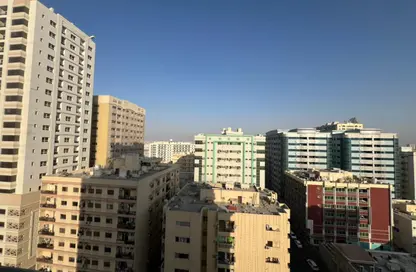 شقة - 2 غرف نوم - 2 حمامات للايجار في المجاز 2 - المجاز - الشارقة