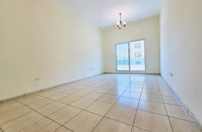 Apartment - 1 Bedroom - 2 Bathrooms for rent in Axis Residence 2 - Axis Residence - Dubai Silicon Oasis - Dubai