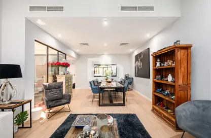 Townhouse - 4 Bedrooms - 6 Bathrooms for sale in Naseem - Mudon - Dubai