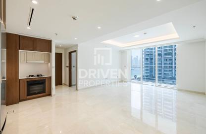Apartment - 1 Bedroom - 1 Bathroom for sale in Palace Beach Residence - EMAAR Beachfront - Dubai Harbour - Dubai