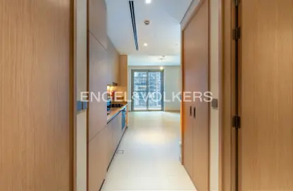 Apartment - 1 Bedroom - 2 Bathrooms for rent in Vida Dubai Mall Tower 1 - Vida Residences Dubai Mall - Downtown Dubai - Dubai