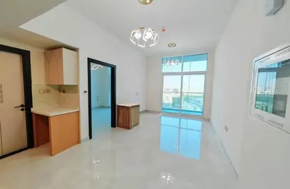 شقة - غرفة نوم - 1 حمام للايجار في سكايز من دانوب - ارجان - دبي