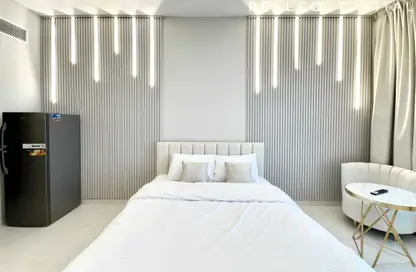 Apartment - 1 Bathroom for rent in Al Manara Building - Sheikh Zayed Road - Dubai