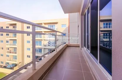 Apartment - 1 Bedroom - 2 Bathrooms for sale in Tower 25 - Al Reef Downtown - Al Reef - Abu Dhabi