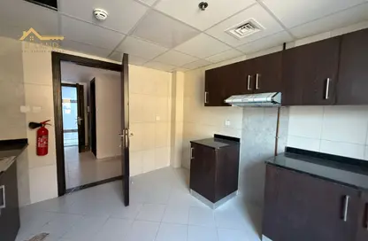Apartment - 1 Bedroom - 2 Bathrooms for rent in Qasimia 10 building - Al Mahatta - Al Qasimia - Sharjah