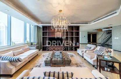 Apartment - 4 Bedrooms - 5 Bathrooms for sale in Sky Gardens - DIFC - Dubai