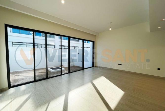 16003215 - Property Image 3