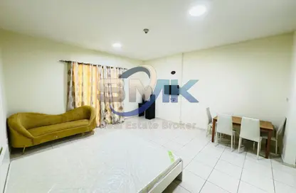 Apartment - Studio - 1 Bathroom for sale in Emirates Cluster - International City - Dubai