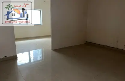 شقة - 1 حمام للايجار في شارع جمال عبد الناصر - المجاز - الشارقة