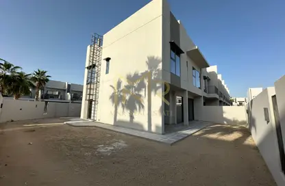 Townhouse - 4 Bedrooms - 5 Bathrooms for sale in MAG Eye - District 7 - Mohammed Bin Rashid City - Dubai