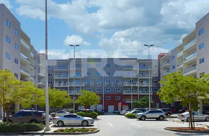 Apartment - 2 Bedrooms - 2 Bathrooms for sale in Tower 8 - Al Reef Downtown - Al Reef - Abu Dhabi