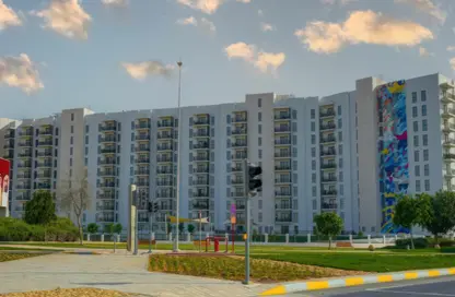 Apartment - 1 Bedroom - 1 Bathroom for sale in Views A - Yas Golf Collection - Yas Island - Abu Dhabi