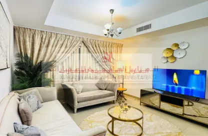 Apartment - 1 Bedroom - 2 Bathrooms for rent in Beach Tower 2 - Al Khan Lagoon - Al Khan - Sharjah
