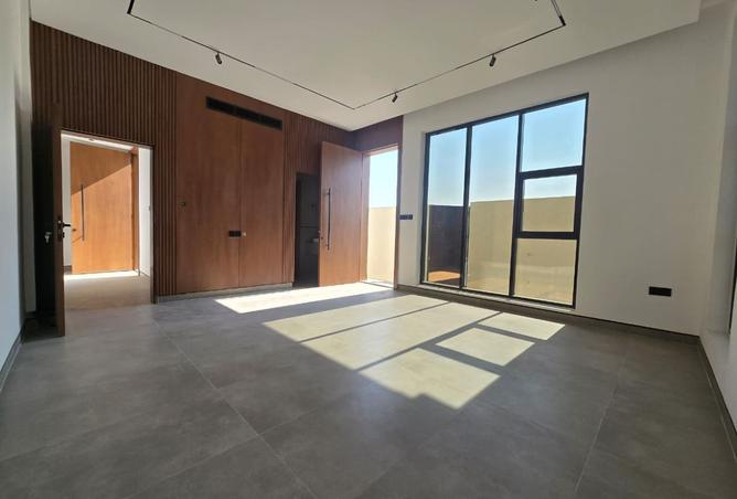 15740362 - صورة العقار 2