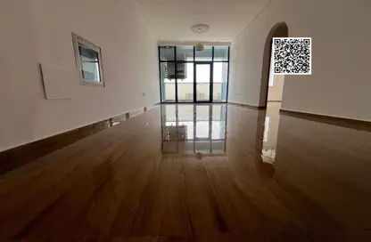 Apartment - 1 Bedroom - 2 Bathrooms for rent in Gate Tower 1 - Musheiref - Ajman