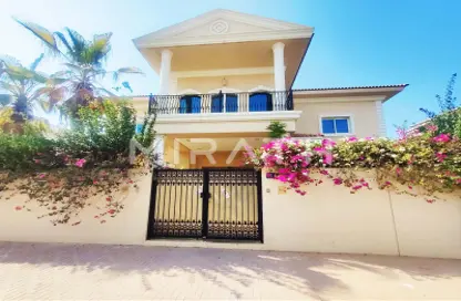 Villa - 5 Bedrooms - 7 Bathrooms for rent in Jumeirah 3 Villas - Jumeirah 3 - Jumeirah - Dubai