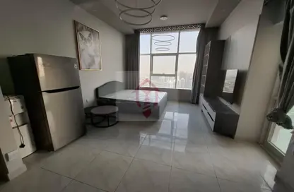 Apartment - Studio - 1 Bathroom for rent in The Square Tower - Jumeirah Village Circle - Dubai