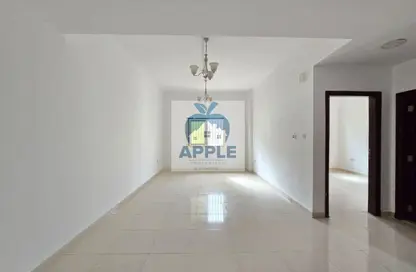 شقة - غرفة نوم - 1 حمام للايجار في بناية مويليح 3 - مويلح - الشارقة