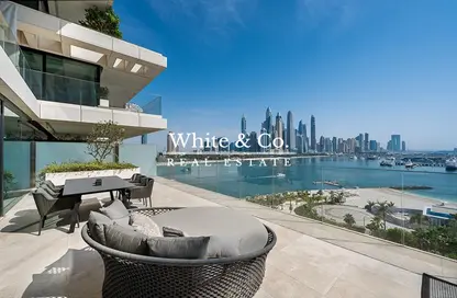 Apartment - 4 Bedrooms - 4 Bathrooms for sale in One at Palm Jumeirah - Palm Jumeirah - Dubai
