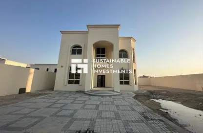 Outdoor House image for: Villa - 4 Bedrooms - 6 Bathrooms for rent in Madinat Al Riyad - Abu Dhabi, Image 1