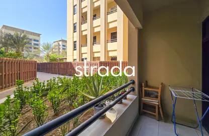 Apartment - 2 Bedrooms - 2 Bathrooms for sale in Al Nakheel 2 - Al Nakheel - Greens - Dubai