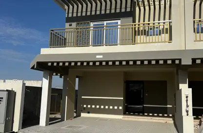 Townhouse - 3 Bedrooms - 4 Bathrooms for sale in Victoria 2 - Damac Hills 2 - Dubai