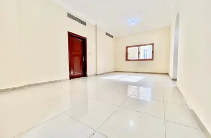 Apartment - 5 Bedrooms - 5 Bathrooms for rent in Hadbat Al Zafranah - Muroor Area - Abu Dhabi