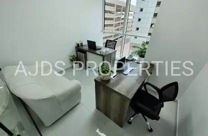 مكتب - استوديو - 1 حمام للايجار في أسبن - شارع الشيخ زايد - دبي
