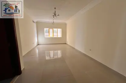 Apartment - 2 Bedrooms - 2 Bathrooms for rent in New Al Taawun Road - Al Taawun - Sharjah