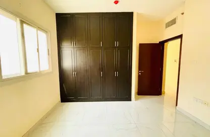 Apartment - 1 Bedroom - 2 Bathrooms for rent in Muwailih Building - Muwaileh - Sharjah