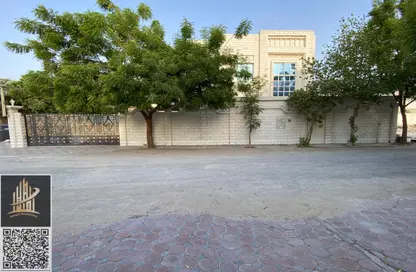 فيلا - 5 غرف نوم - 8 حمامات للبيع في 3 المويهات - المويهات - عجمان
