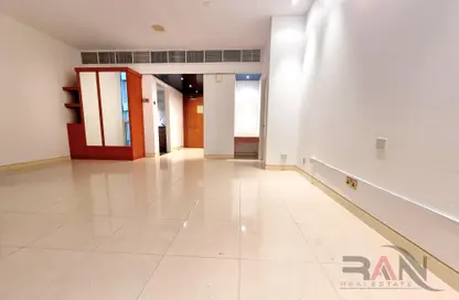 Apartment - 1 Bathroom for rent in Al Eqabia - Al Khalidiya - Abu Dhabi