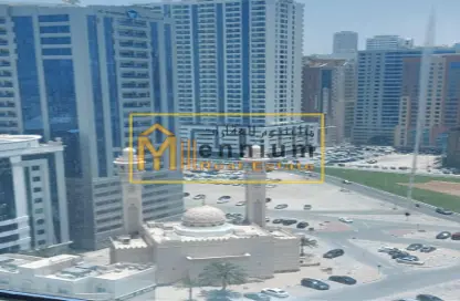 Apartment - 1 Bedroom - 2 Bathrooms for sale in Beach Tower 1 - Al Khan Lagoon - Al Khan - Sharjah