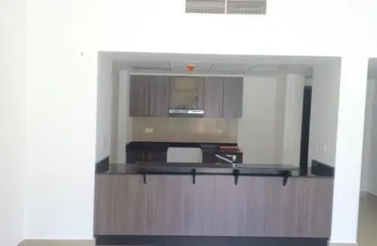 Apartment - 1 Bedroom - 2 Bathrooms for rent in Tower 30 - Al Reef Downtown - Al Reef - Abu Dhabi