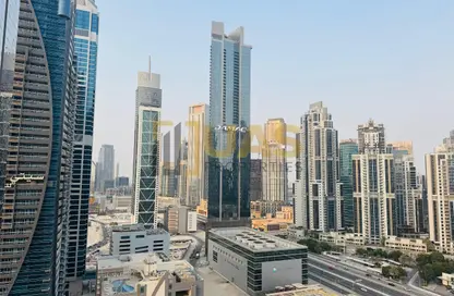شقة - 3 غرف نوم - 5 حمامات للايجار في برج اسكيب - الخليج التجاري - دبي