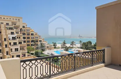 شقة - 2 غرف نوم - 3 حمامات للبيع في ياقوت - باب البحر - جزيرة المرجان - رأس الخيمة
