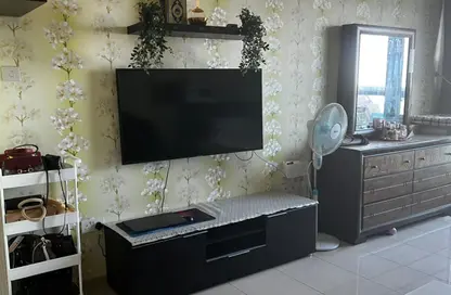 Apartment - Studio - 1 Bathroom for rent in Julphar Residential Tower - Julphar Towers - Al Nakheel - Ras Al Khaimah