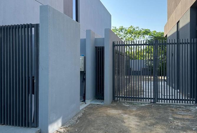 16101929 - Property Image 3