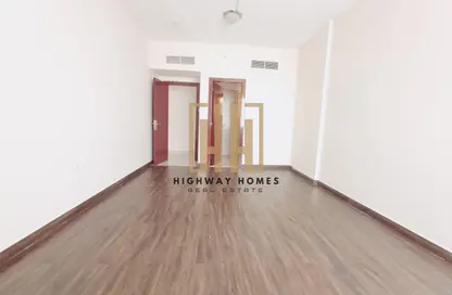 Apartment - 1 Bedroom - 2 Bathrooms for rent in Muwailih Building - Muwaileh - Sharjah